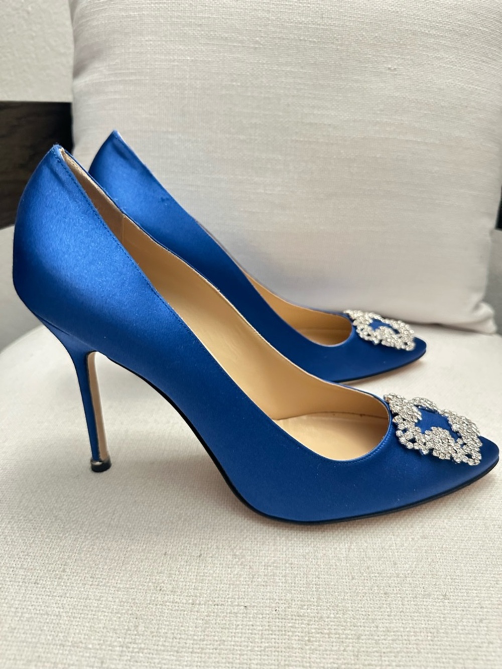 Manolo Blahnik Royal Blue Satin Crystal-Buckle Pumps - Picture 2 of 8